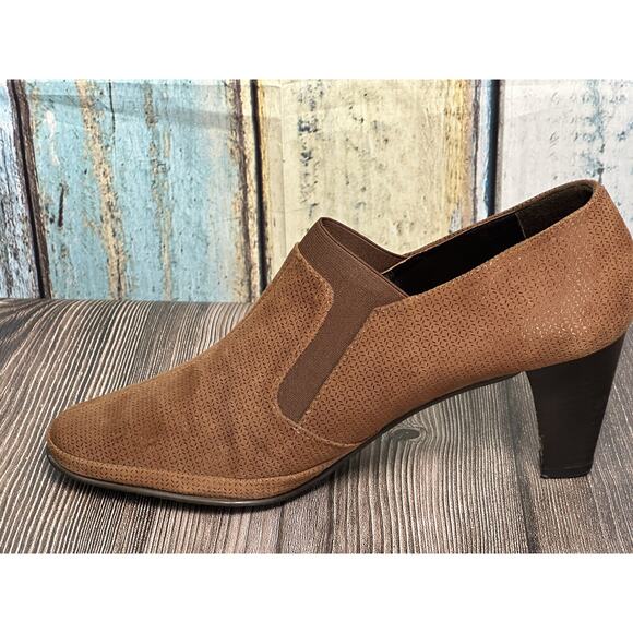 Amalfi By Rangoni Women’s Brown Suede Heels Pump Size 10M Made In Italy - Picture 10 of 16